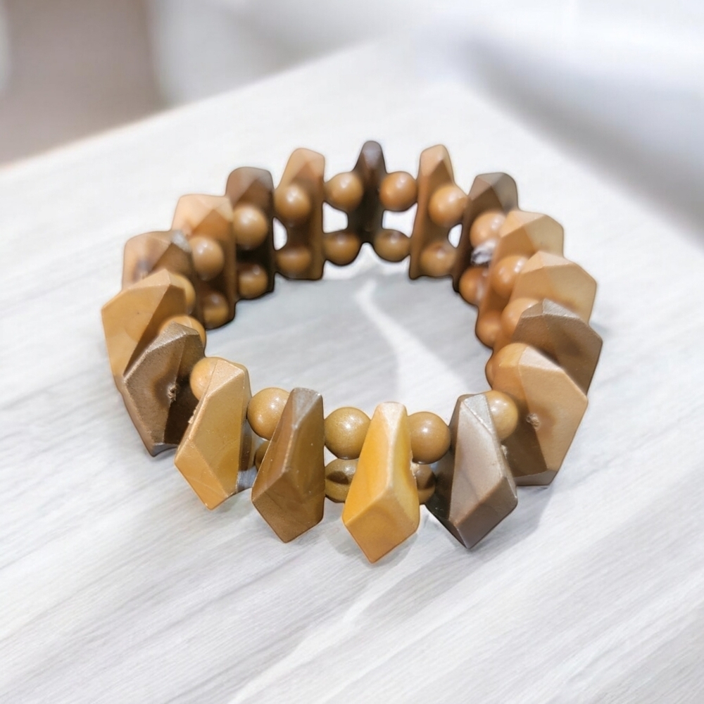 Dark and light brown wooden bracelet